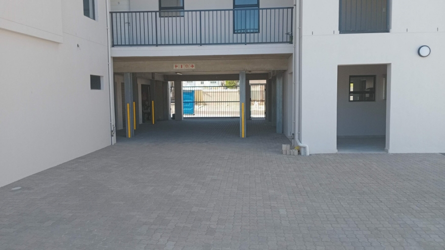 1 Bedroom Property for Sale in Table View Western Cape